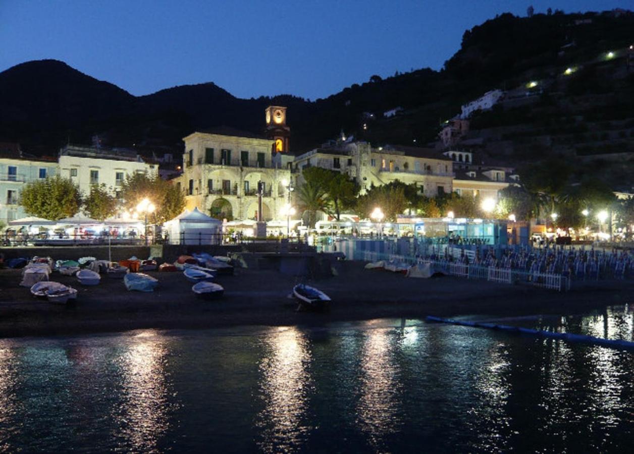 Al Corso Apartments By Amalfivacation Minori Kültér fotó
